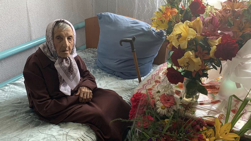У громаді на Волині вітали довгожительку зі столітнім ювілеєм
