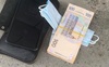 На Волині затримали чиновника, який взяв у підприємця 20 тисяч хабаря