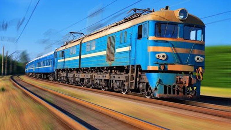 Укрзалізниця тимчасово скасувала рейси за низкою напрямків