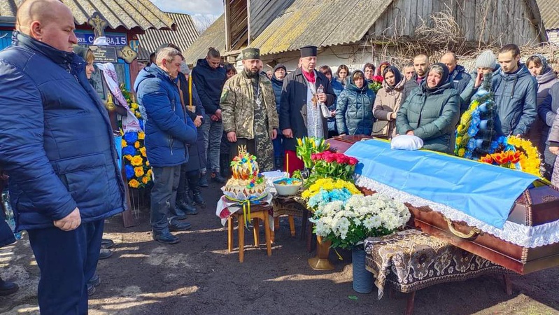 На Волині попрощалися із загиблим Героєм Олександром Грисюком. ФОТО