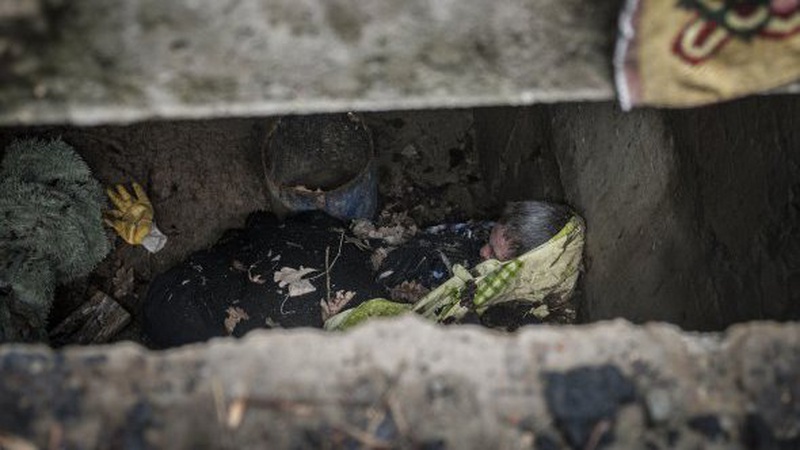 Рашисти вночі розстрілюють мирне населення, коли ті намагаються втекти з окупованих територій