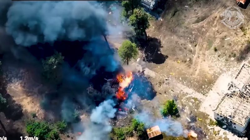 Українська арта рознесла на шматки колону рашистів