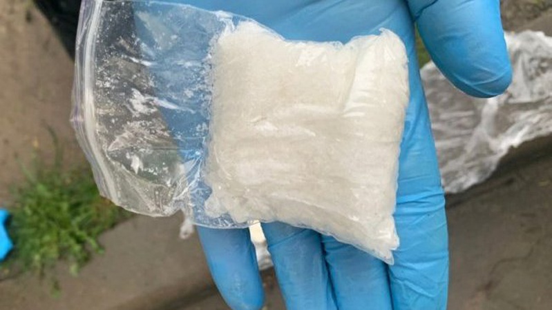 У Луцьку поліцейські спіймали наркокур’єра