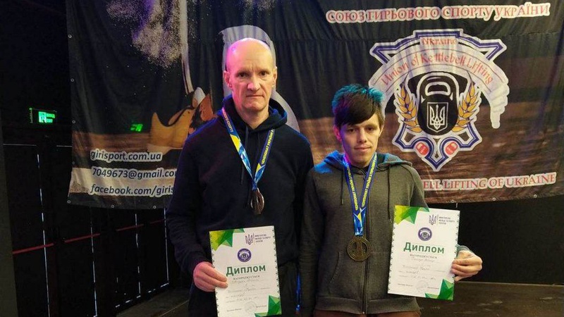 Волинянин за 12 хвилин підняв гирю майже 200 раз