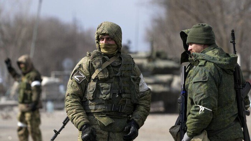 Окупанти знущаються з пенсіонерів на Херсонщині та наступають на п’ятьох напрямках