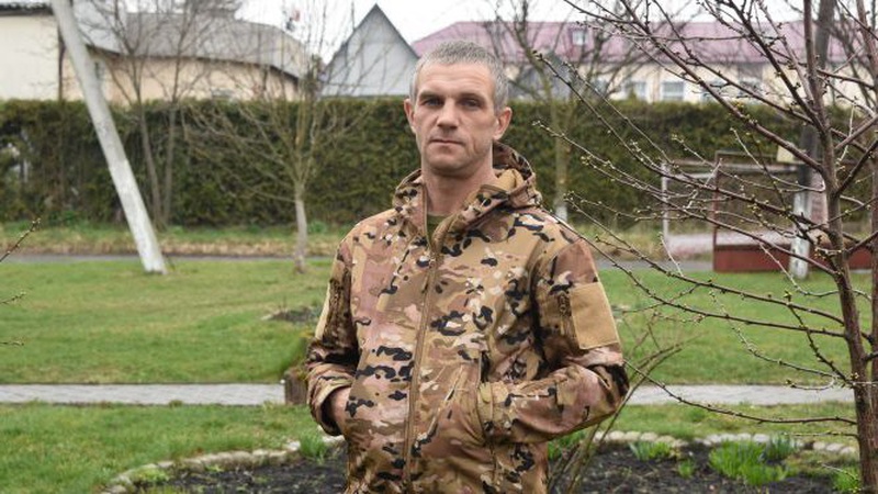 Поранений воїн із Волині після прильоту два кілометри ішов до своїх