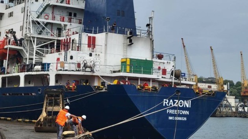 Проблеми із суховантажем до Лівану зникли: судно Razoni пришвартувалося у турецькому Мерсіні