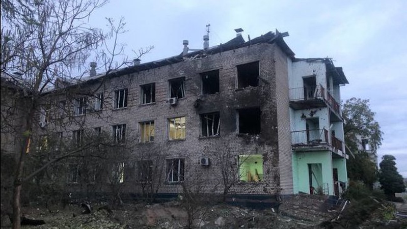 Ранковий обстріл Запоріжжя: росія випустила по місту 12 ракет, є загиблий