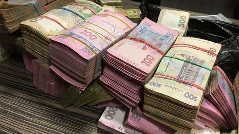 На Волині постачальники електроенергії повернули пів мільйона гривень