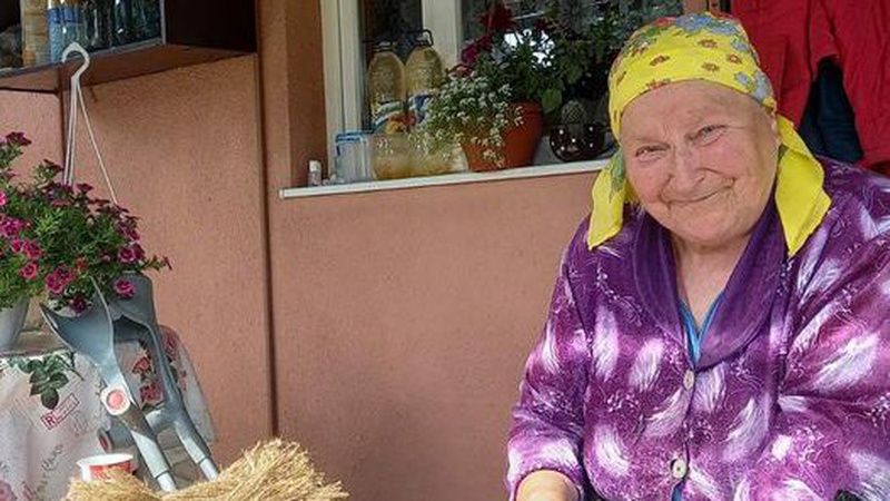 Відома героїня комікса з Волині допомагає снайперам ЗСУ