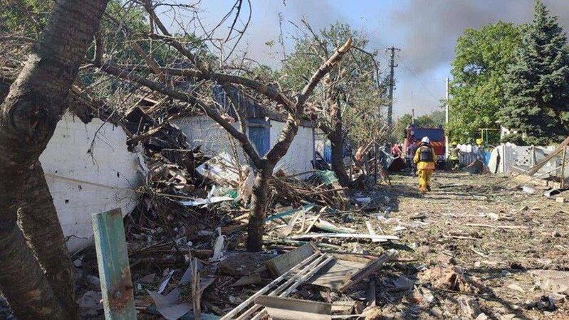 П'ятеро згоріли заживо: президент розповів деталі ворожого удару по Чаплиному