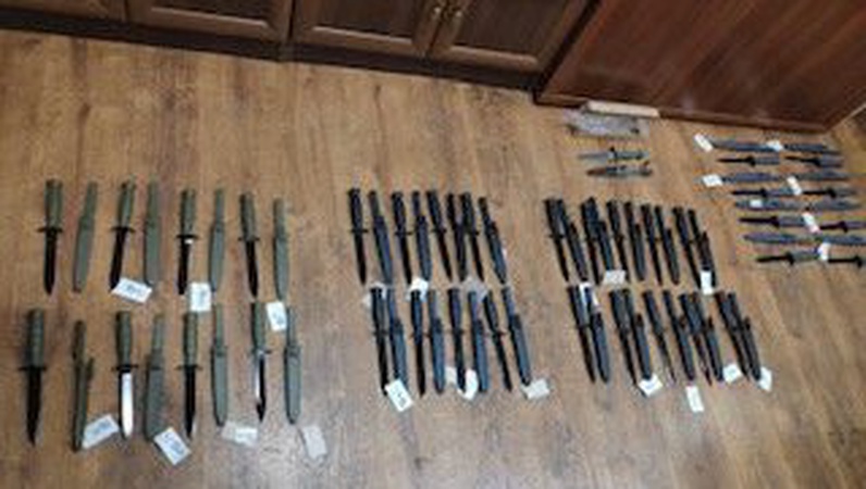 Волинянин через «Устилуг» хотів перевезти контрабандні ножі. ФОТО