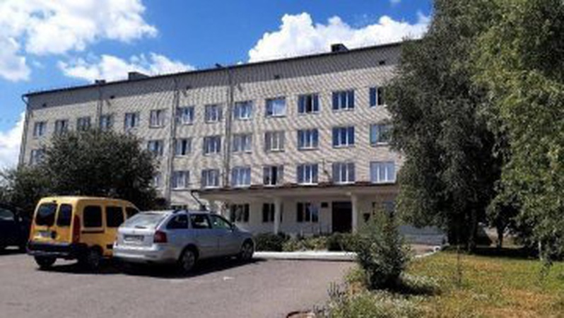 Лікар з Горохова, якого звинувачують у смерті пацієнта, продовжує працювати