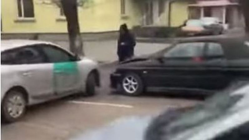 У Луцьку сталася аварія за участю таксі Bolt. ВІДЕО