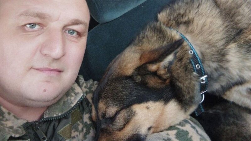 Парамедик з Волині розповів про тягар війни, розлуку з сім’єю та полеглих друзів