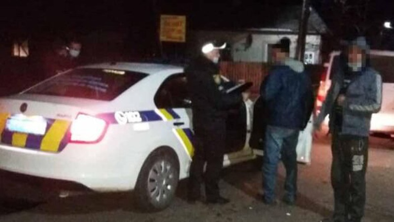 На Рівненщині волинянин давав поліцейським 120 доларів хабара