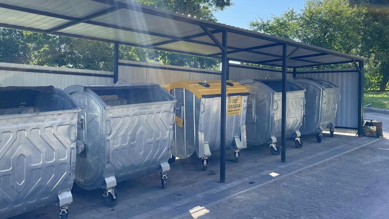 У Нововолинську - нові контейнери для ПЕТ-пляшок