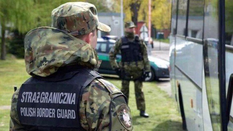 Польські прикордонники потрапили під обстріл із території білорусі, – ЗМІ