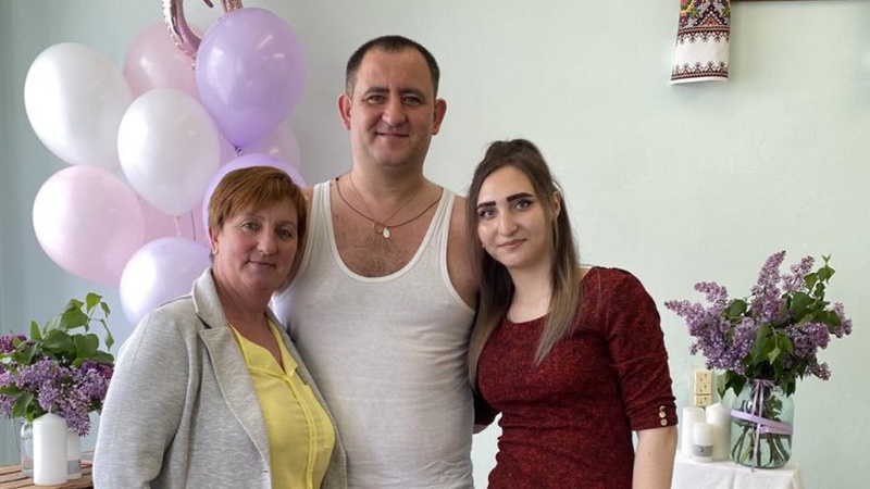 У Трускавці одружився військовий, який втратив руки на війні