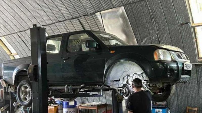 Волиняни можуть написати побажання військовим на авто, яке поїде на передову