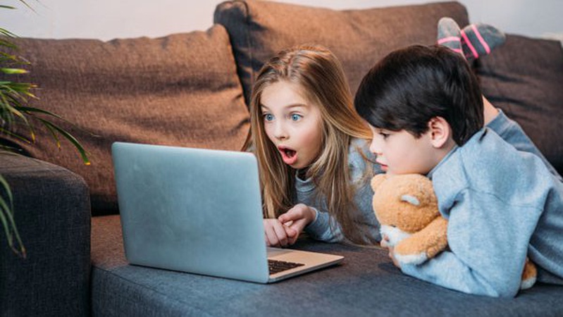 На онлайн-уроці у Луцьку учням показували порно