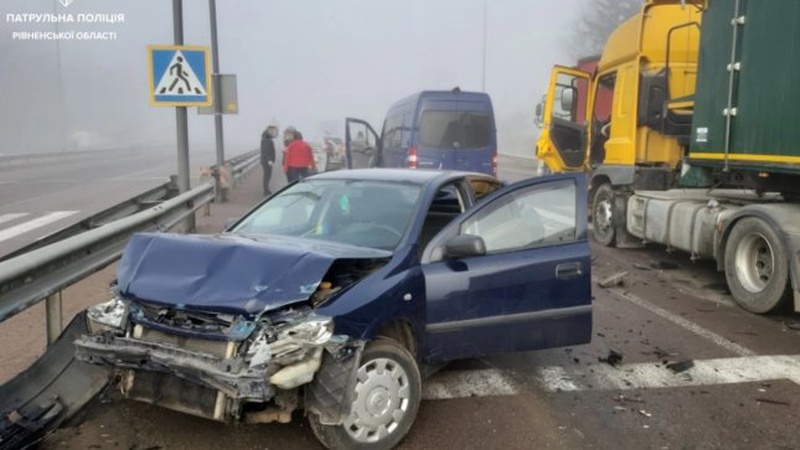 На Рівненщині у ДТП потрапив автобус «На щиті», який віз волинських Героїв