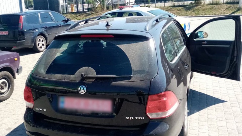 На Волині водій Volkswagen Golf отримав 7 адмінматеріалів