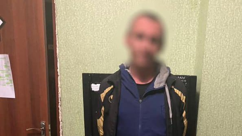 Як лучани, продавець та поліція ловили грабіжника магазину «Сім23» у центрі Луцька