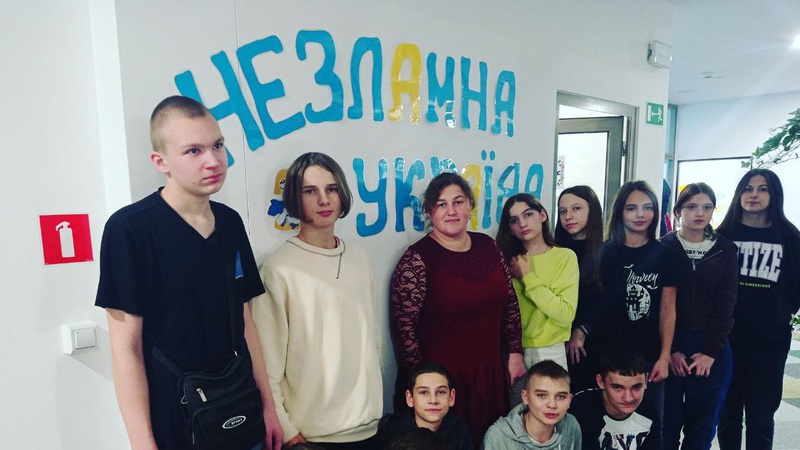 Волинянка навчає українських дітей у Польщі