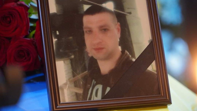 У громаді на Волині попрощалися із Героєм Артемом Рудим. ФОТО