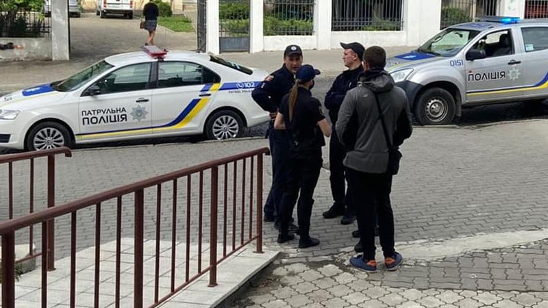 Покарали волинянина, який забризкав луцьких муніципалів сльозогінним газом