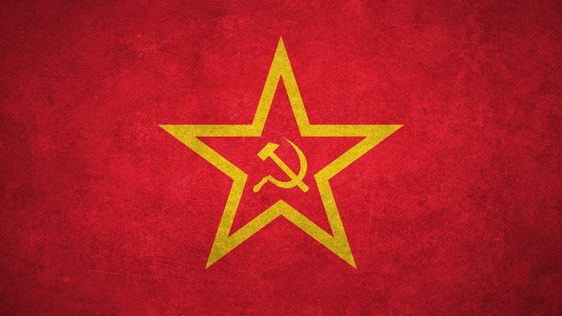 Судитимуть 62-річного волинянина, який поширював комуністичну символіку