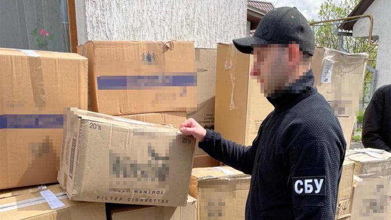 У гаражі в Ковелі знайшли контрафактного алкоголю та цигарок на півтора мільйона