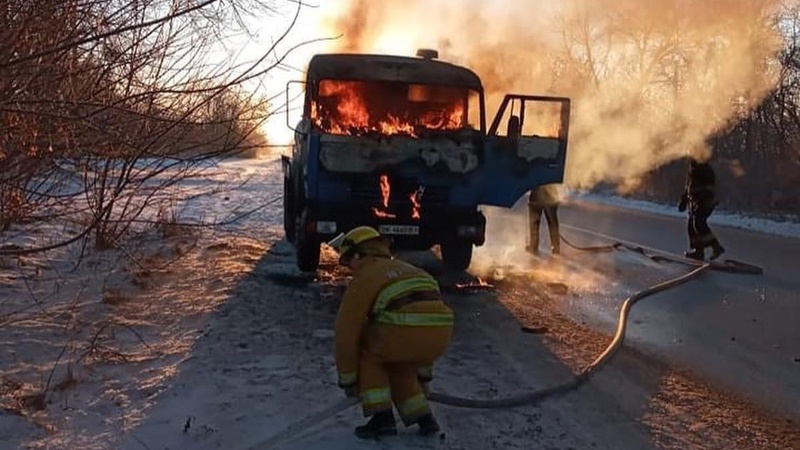 На трасі Луцьк-Дубно горіла автоцистерна. ФОТО. ВІДЕО