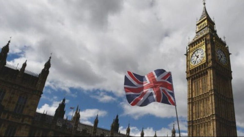 З Британії в Україну прямує нова партія гуманітарної допомоги