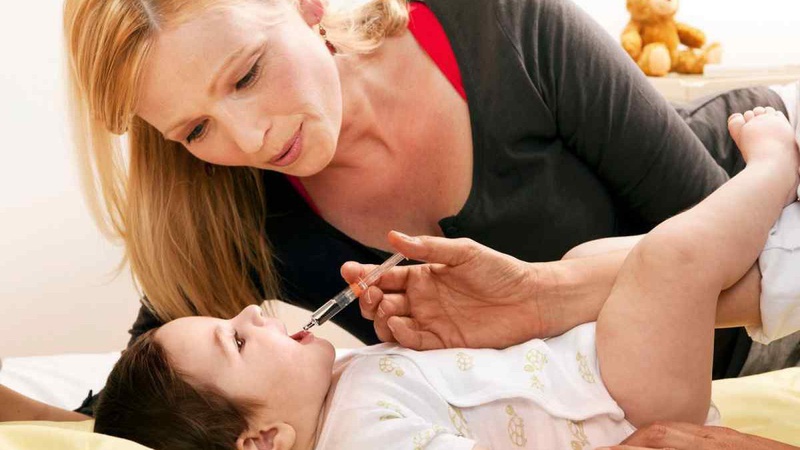 Луцькі лікарні розповіли про симптоми та профілактику ротавірусної інфекції у дітей