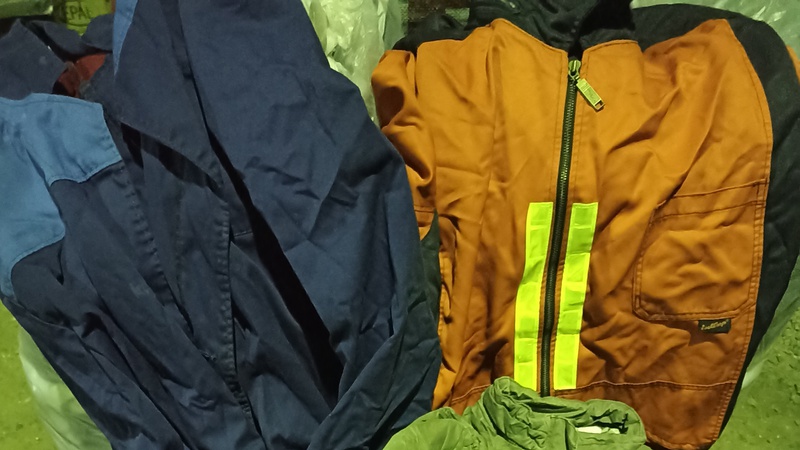 Волинська митниця виставила на аукціон тонну вживаного одягу