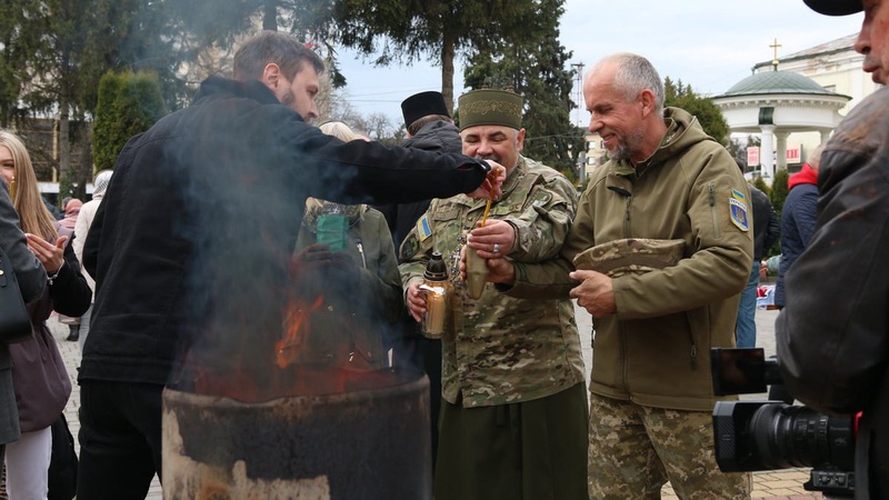 У Луцьк привезли вогонь єднання