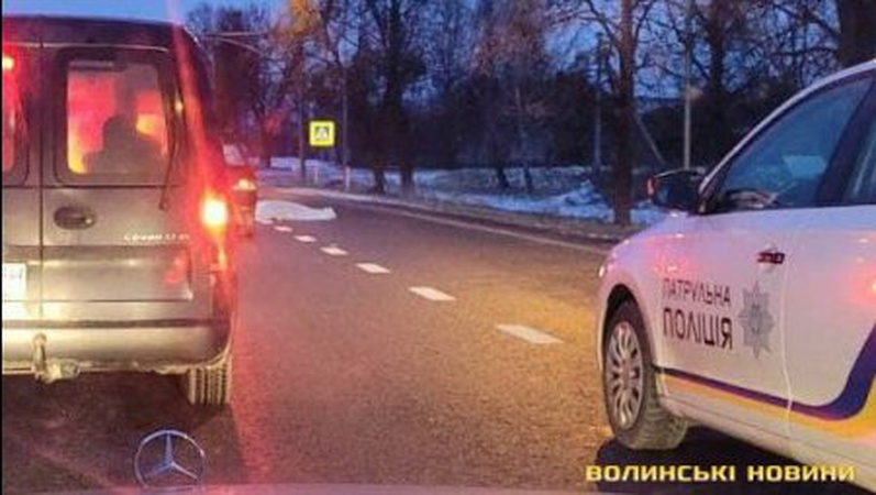 У селі поблизу Луцька авто на смерть збило пішохода. ФОТО