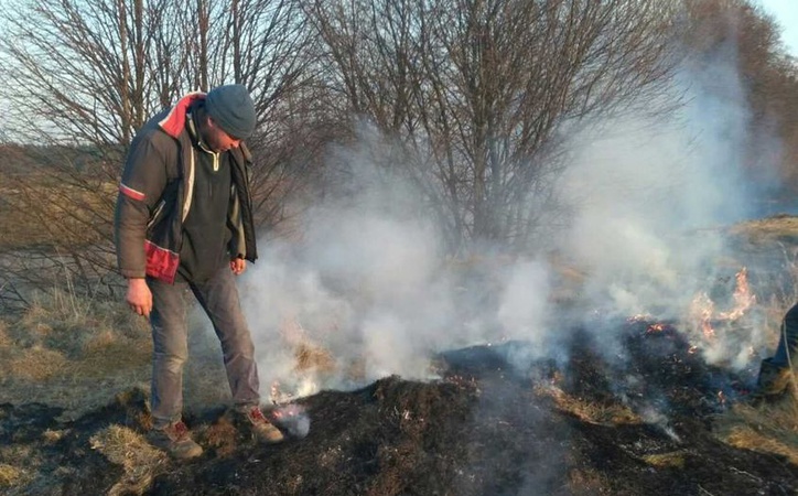 Палій трави з села Крупа заплатить понад три тисячі штрафу