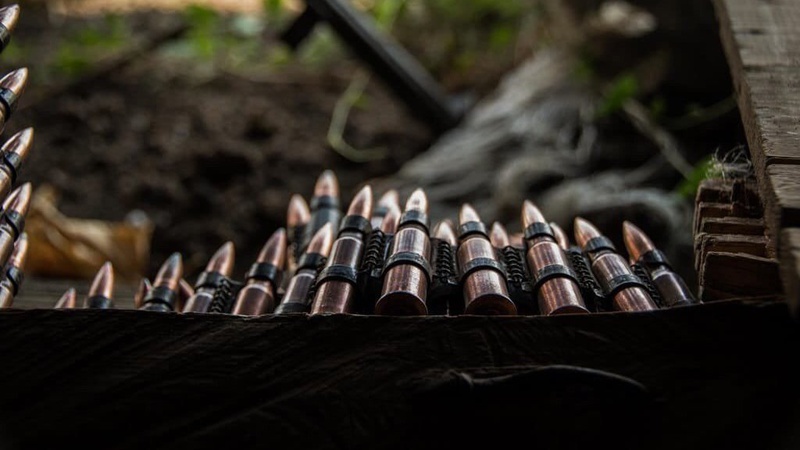 Бойовики 8 разів обстріляли українських військових, один боєць поранений