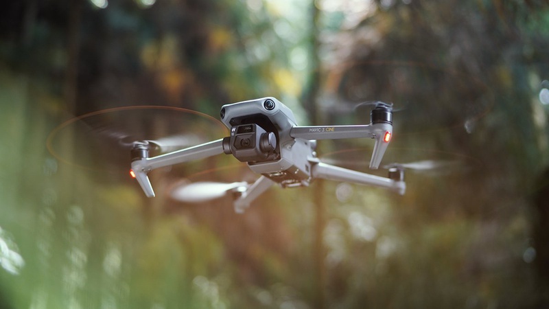 Волинським гвардійцям передали квадрокоптери й необхідне обладнання