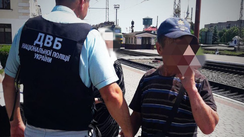 Взяли під варту росіянина-убивцю, який встромив ніж у шию охоронцю вокзалу в Ковелі