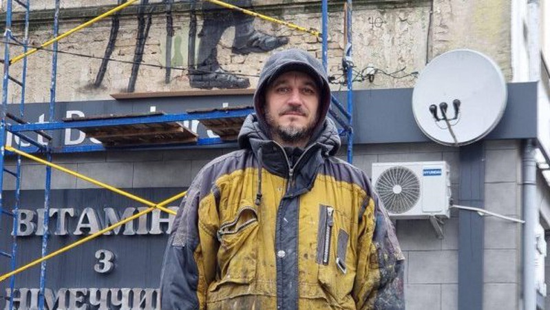 У центрі Луцька з’явився новий мурал