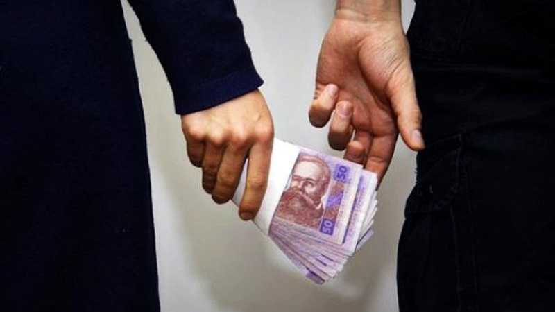 Судитимуть волинського митника, через якого бюджет втратив понад мільйон